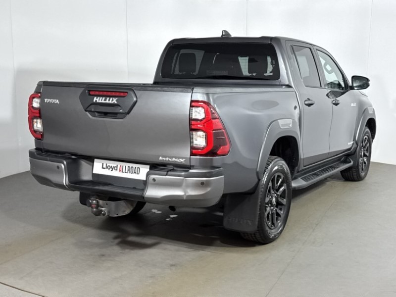 2023 (72) TOYOTA COMMERCIAL HILUX Invincible X D/Cab Pick Up 2.8 D-4D Auto 5480151
