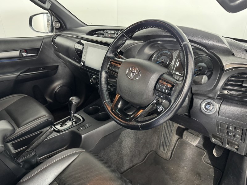 2023 (72) TOYOTA COMMERCIAL HILUX Invincible X D/Cab Pick Up 2.8 D-4D Auto 5480130