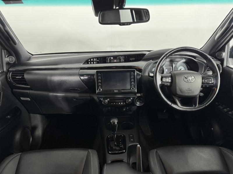 2023 (72) TOYOTA COMMERCIAL HILUX Invincible X D/Cab Pick Up 2.8 D-4D Auto 5480144