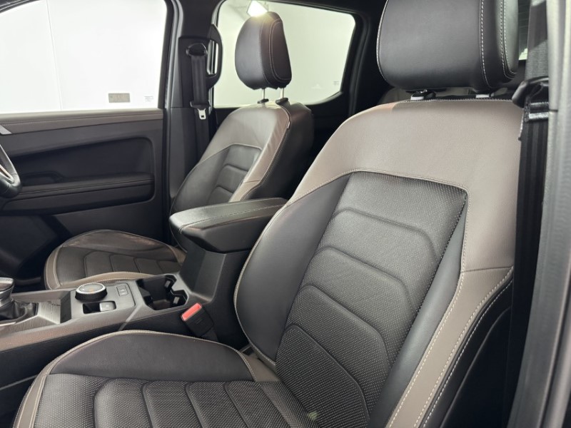 2023 (73) VOLKSWAGEN COMMERCIAL AMAROK D/Cab Pick Up Style 3.0 V6 TDI 240 4MOTION Auto 5528432