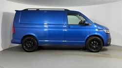 2024 (74) VOLKSWAGEN COMMERCIAL TRANSPORTER 2.0 TDI 110 Highline Van 5484206