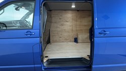 2024 (74) VOLKSWAGEN COMMERCIAL TRANSPORTER 2.0 TDI 110 Highline Van 5484205