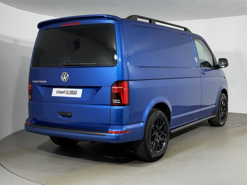 2024 (74) VOLKSWAGEN COMMERCIAL TRANSPORTER 2.0 TDI 110 Highline Van 5484219