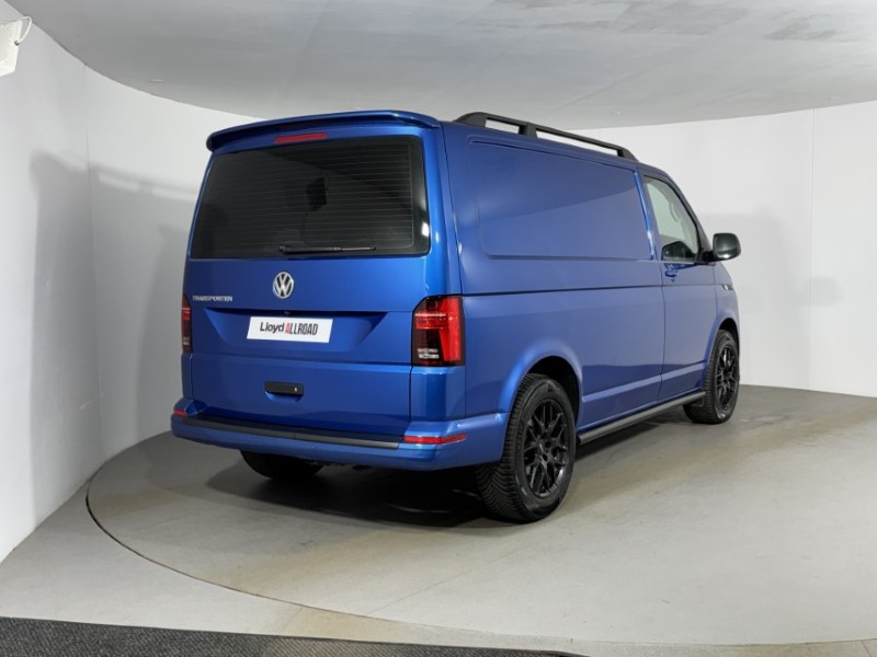 2024 (74) VOLKSWAGEN COMMERCIAL TRANSPORTER 2.0 TDI 110 Highline Van 5484211