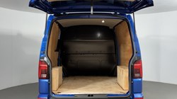 2024 (74) VOLKSWAGEN COMMERCIAL TRANSPORTER 2.0 TDI 110 Highline Van 5484198