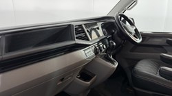 2022 (22) VOLKSWAGEN COMMERCIAL T32 TRANSPORTER 2.0 TDI 150 Highline Kombi Van DSG 5499630