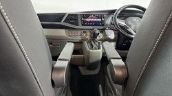2022 (22) VOLKSWAGEN COMMERCIAL T32 TRANSPORTER 2.0 TDI 150 Highline Kombi Van DSG 5499614