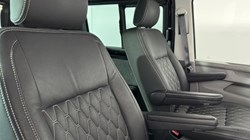 2022 (22) VOLKSWAGEN COMMERCIAL T32 TRANSPORTER 2.0 TDI 150 Highline Kombi Van DSG 5499598