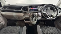2022 (22) VOLKSWAGEN COMMERCIAL T32 TRANSPORTER 2.0 TDI 150 Highline Kombi Van DSG 5499613