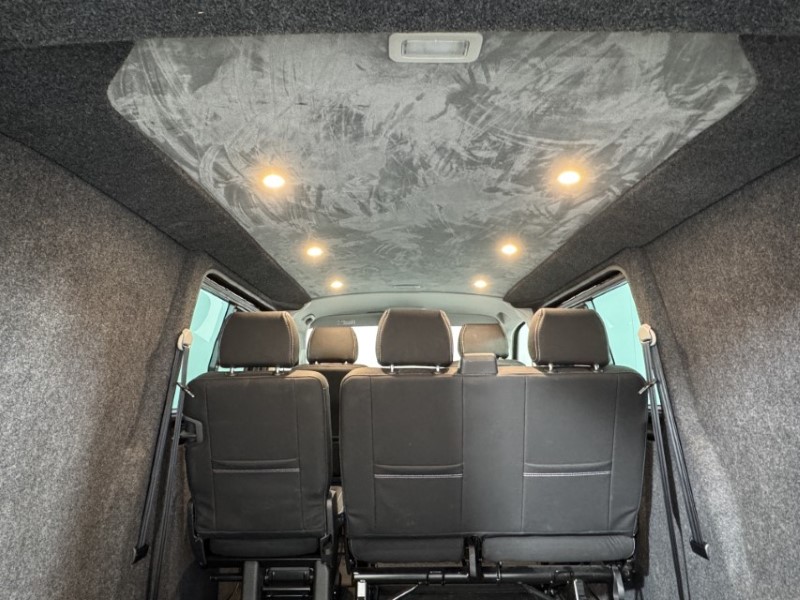 2022 (22) VOLKSWAGEN COMMERCIAL T32 TRANSPORTER 2.0 TDI 150 Highline Kombi Van DSG 5499620