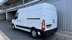 2022 (22) RENAULT COMMERCIAL MASTER MM33dCi 135 Business PLUS Medium Roof Van 5601795