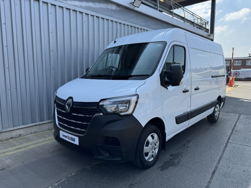 2022 (22) RENAULT COMMERCIAL MASTER MM33dCi 135 Business PLUS Medium Roof Van 5601793