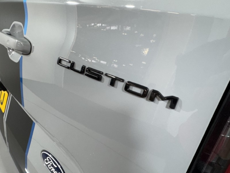 2025 (75) FORD COMMERCIAL TRANSIT CUSTOM 2.0 EcoBlue 150ps H1 Van Sport 5535055