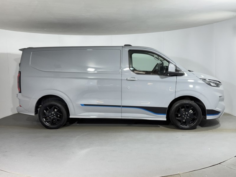 2025 (75) FORD COMMERCIAL TRANSIT CUSTOM 2.0 EcoBlue 150ps H1 Van Sport 5535083