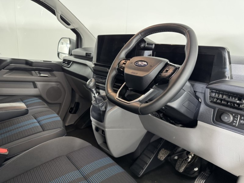 2025 (75) FORD COMMERCIAL TRANSIT CUSTOM 2.0 EcoBlue 150ps H1 Van Sport 5535049