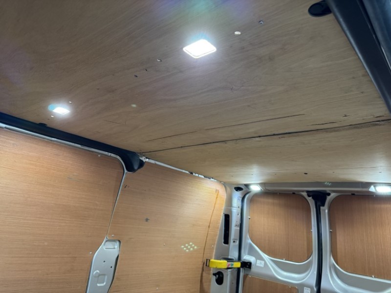 2022 (22) FORD COMMERCIAL TRANSIT CUSTOM 2.0 EcoBlue 130ps Low Roof Limited Van 5661941