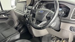 2022 (22) FORD COMMERCIAL TRANSIT CUSTOM 2.0 EcoBlue 130ps Low Roof Limited Van 5661922