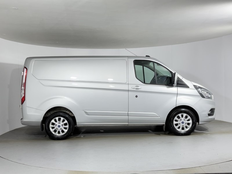 2022 (22) FORD COMMERCIAL TRANSIT CUSTOM 2.0 EcoBlue 130ps Low Roof Limited Van 5661947