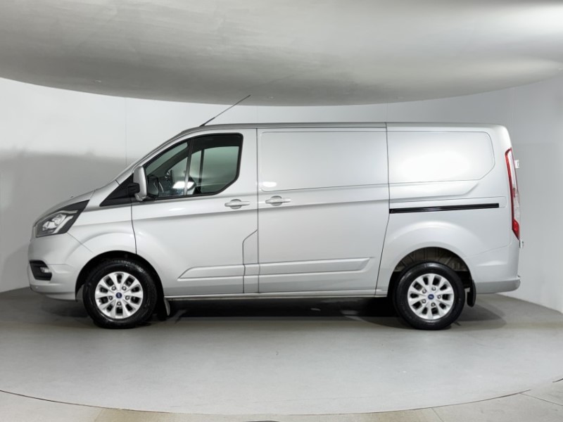 2022 (22) FORD COMMERCIAL TRANSIT CUSTOM 2.0 EcoBlue 130ps Low Roof Limited Van 5661952