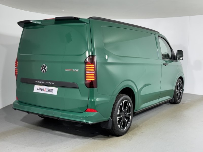 2026 (26) VOLKSWAGEN TRANSPORTER T32 2.0 TDI 170 Sportline 75 Van Auto Limited Edition  5589008