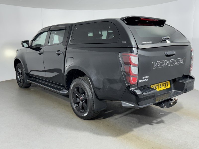 2024 (74) ISUZU COMMERCIAL D-MAX 1.9 V-Cross Double Cab 4x4 Auto 1