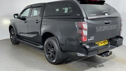 2024 (74) ISUZU COMMERCIAL D-MAX 1.9 V-Cross Double Cab 4x4 Auto 1