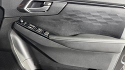 2024 (74) ISUZU COMMERCIAL D-MAX 1.9 V-Cross Double Cab 4x4 Auto 5599731