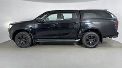 2024 (74) ISUZU COMMERCIAL D-MAX 1.9 V-Cross Double Cab 4x4 Auto 5599794