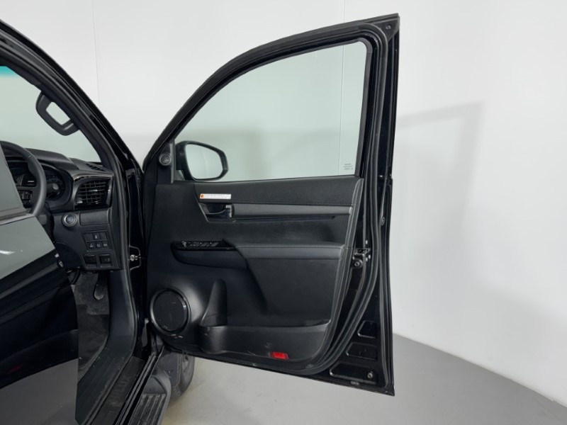 2026 (26) TOYOTA COMMERCIAL HILUX Invincible X D/Cab Pick Up 2.8 D 48V Auto 5612393