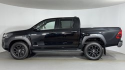 2026 (26) TOYOTA COMMERCIAL HILUX Invincible X D/Cab Pick Up 2.8 D 48V Auto 5612410