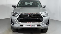 2026 (26) TOYOTA COMMERCIAL HILUX Invincible D/Cab Pick Up 2.4 D-4D Auto 5623501