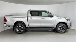2026 (26) TOYOTA COMMERCIAL HILUX Invincible D/Cab Pick Up 2.4 D-4D Auto 5623531