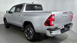 2026 (26) TOYOTA COMMERCIAL HILUX Invincible D/Cab Pick Up 2.4 D-4D Auto 1