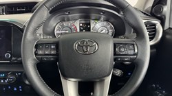 2026 (26) TOYOTA COMMERCIAL HILUX Invincible D/Cab Pick Up 2.4 D-4D Auto 5615256