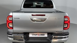 2026 (26) TOYOTA COMMERCIAL HILUX Invincible D/Cab Pick Up 2.4 D-4D Auto 5615302