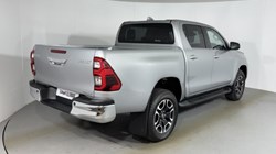 2026 (26) TOYOTA COMMERCIAL HILUX Invincible D/Cab Pick Up 2.4 D-4D Auto 5623511