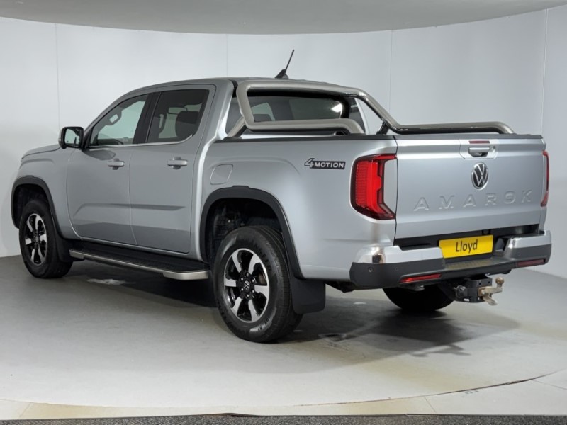 2024 (74) VOLKSWAGEN COMMERCIAL AMAROK D/Cab Pick Up Style 2.0 TDI 205 4MOTION Auto 5662343