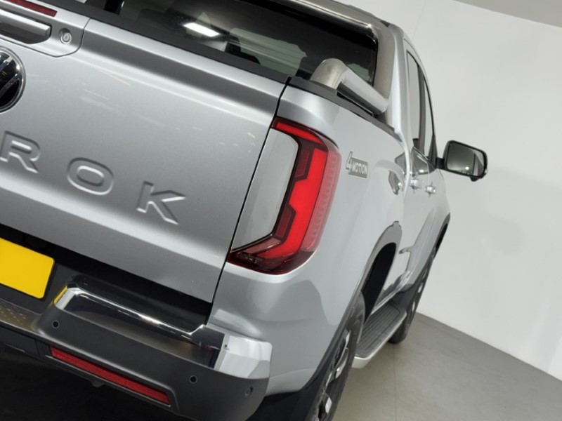 2024 (74) VOLKSWAGEN COMMERCIAL AMAROK D/Cab Pick Up Style 2.0 TDI 205 4MOTION Auto 5662323