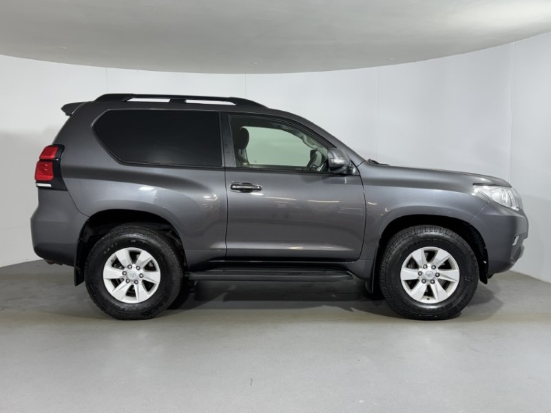 2022 (72) TOYOTA LAND CRUISER 2.8D 204 Active Commercial Auto 5664928