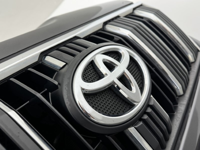 2022 (72) TOYOTA LAND CRUISER 2.8D 204 Active Commercial Auto 5664917