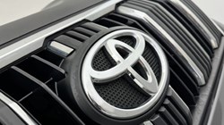 2022 (72) TOYOTA LAND CRUISER 2.8D 204 Active Commercial Auto 5664917