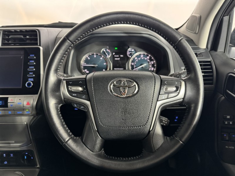 2022 (72) TOYOTA LAND CRUISER 2.8D 204 Active Commercial Auto 5664895