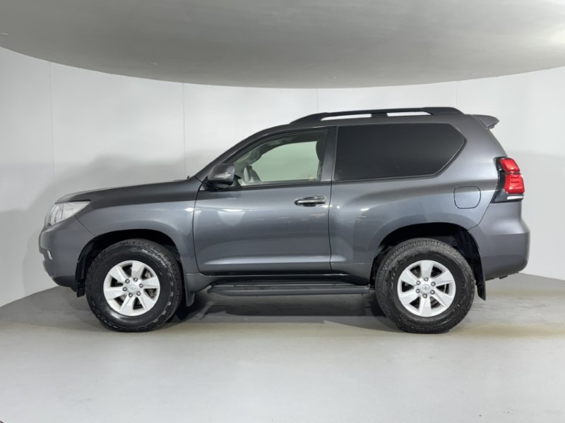 2022 (72) TOYOTA LAND CRUISER 2.8D 204 Active Commercial Auto 5664925