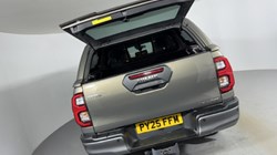 2025 (25) TOYOTA COMMERCIAL HILUX Invincible X D/Cab Pick Up 2.8 D 48V Auto 5723902