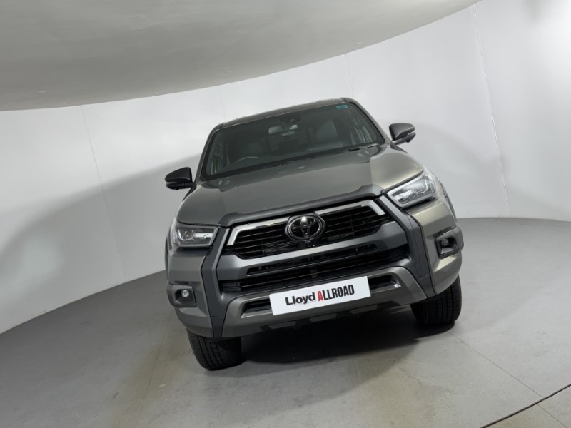 2025 (25) TOYOTA COMMERCIAL HILUX Invincible X D/Cab Pick Up 2.8 D 48V Auto 5723920