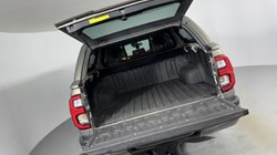 2025 (25) TOYOTA COMMERCIAL HILUX Invincible X D/Cab Pick Up 2.8 D 48V Auto 5723904