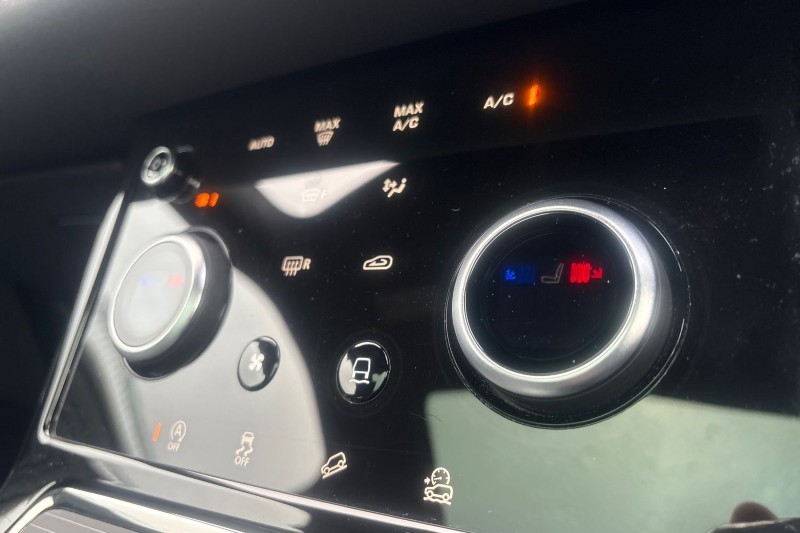 2022 (22) LAND ROVER RANGE ROVER EVOQUE 2.0 D200 R-Dynamic SE 5dr Auto 5096793