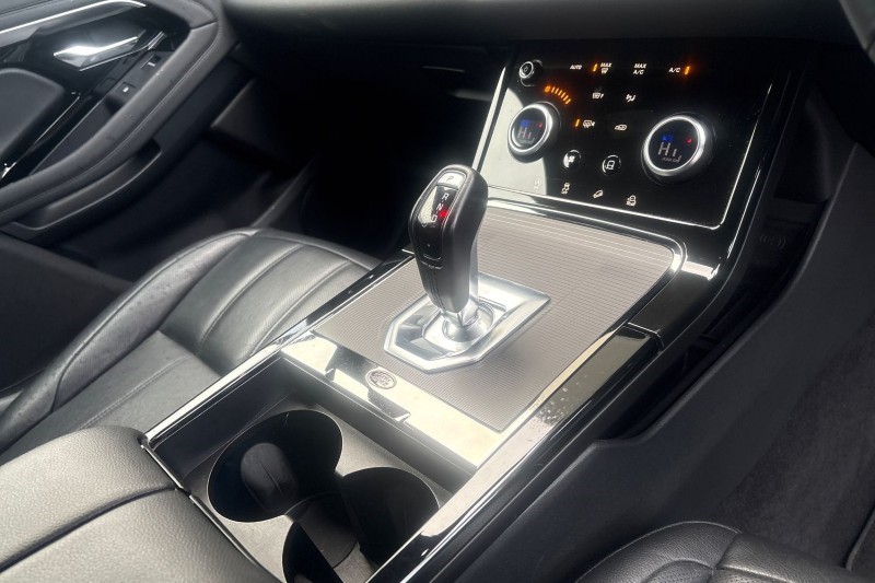 2022 (22) LAND ROVER RANGE ROVER EVOQUE 2.0 D200 R-Dynamic SE 5dr Auto 5096770