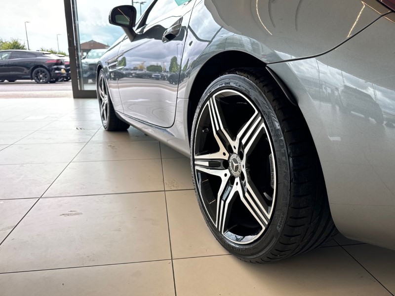 2020 (70) MERCEDES-BENZ SLC 200 Final Edition 2dr 3330532
