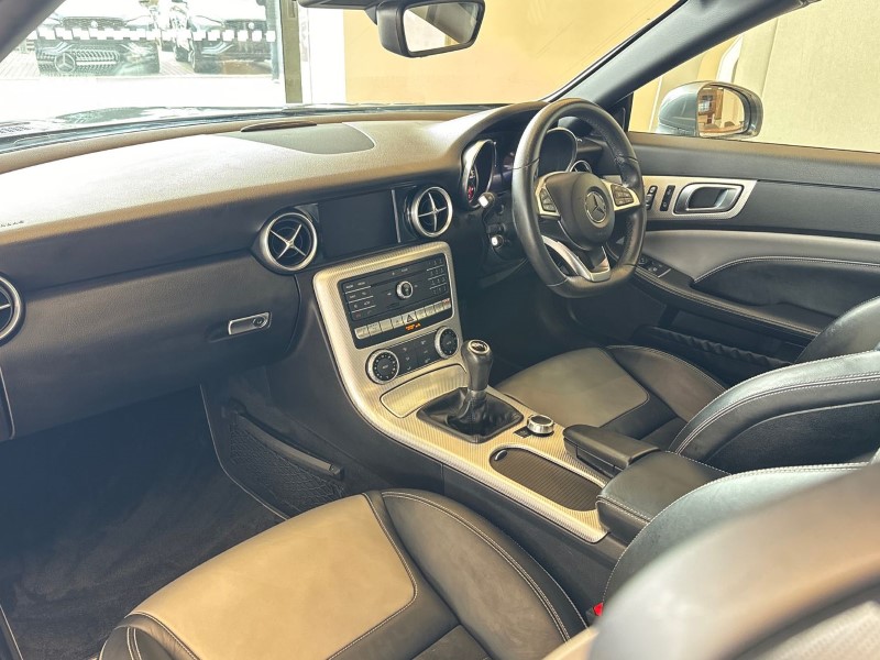 2020 (70) MERCEDES-BENZ SLC 200 Final Edition 2dr 3330529